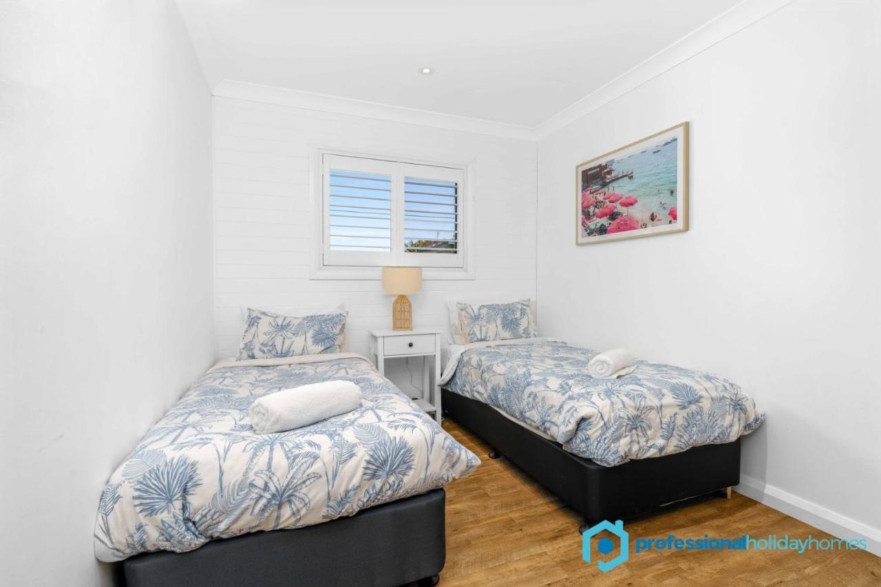 Coastal Palms - Pet Friendly - 3 Mins Walk To Beach Villa Culburra Beach Exterior photo