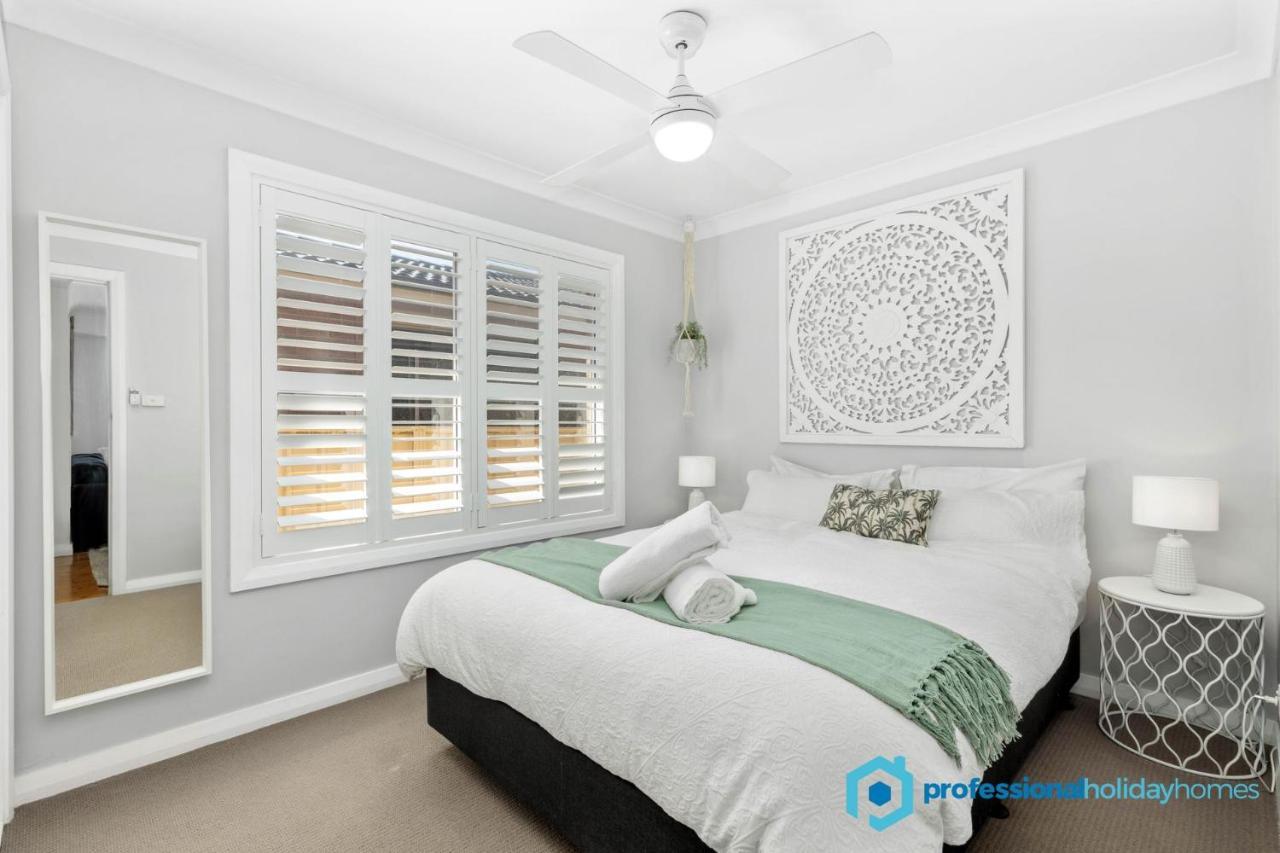 Coastal Palms - Pet Friendly - 3 Mins Walk To Beach Villa Culburra Beach Exterior photo