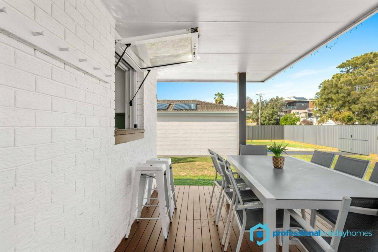 Coastal Palms - Pet Friendly - 3 Mins Walk To Beach Villa Culburra Beach Exterior photo